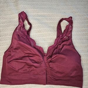 Rhonda Shear Womens 1X Lace Bra Bralette Removable Pads Pullover Plus Size